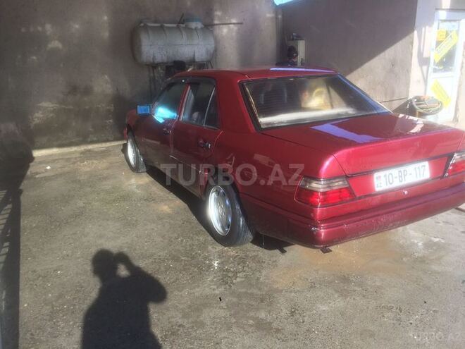Mercedes E 230 1985, 300,000 km - 2.3 l - Bakı