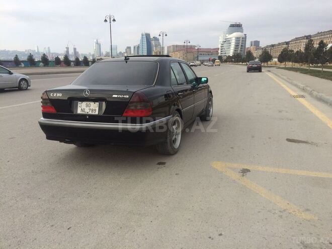 Mercedes C 230 1998, 240,000 km - 2.3 l - Bakı