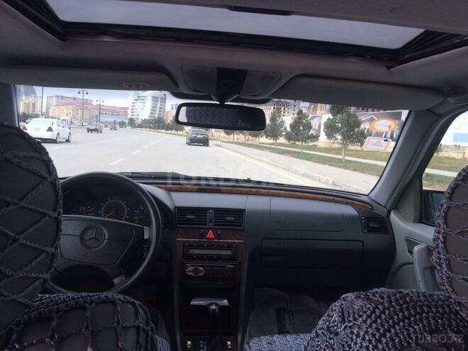 Mercedes C 230 1998, 240,000 km - 2.3 l - Bakı