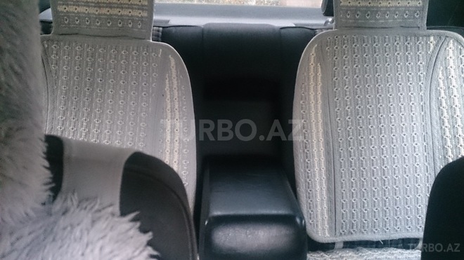 Mercedes E 230 1992, 214,000 km - 2.3 l - Bakı