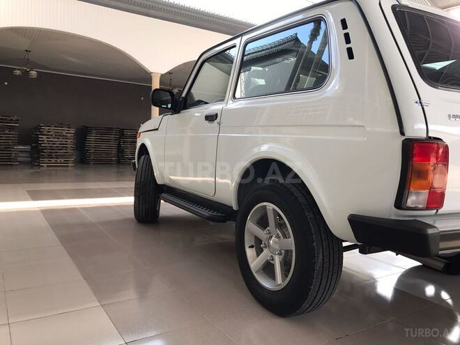 LADA (VAZ) Niva 2015, 2,300 km - 1.7 l - Şəmkir
