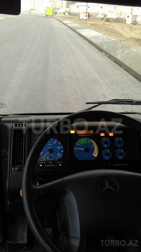 Mercedes Atego 815 1999, 568,900 km - 4.2 л - Bakı