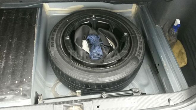 Mercedes E 200 2000, 258,000 km - 2.0 л - Şəki