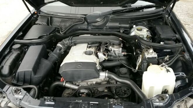 Mercedes E 200 2000, 258,000 km - 2.0 л - Şəki