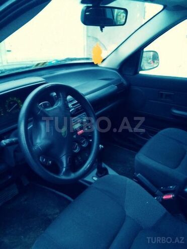 Land Rover Freelander 2003, 125,000 km - 0.3 l - Bakı