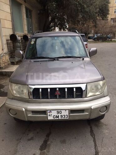 Mitsubishi Pajero io 1999, 177,000 km - 1.8 l - Bakı