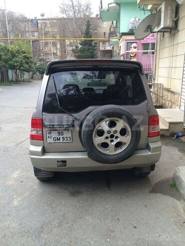 Mitsubishi Pajero io 1999, 177,000 km - 1.8 l - Bakı