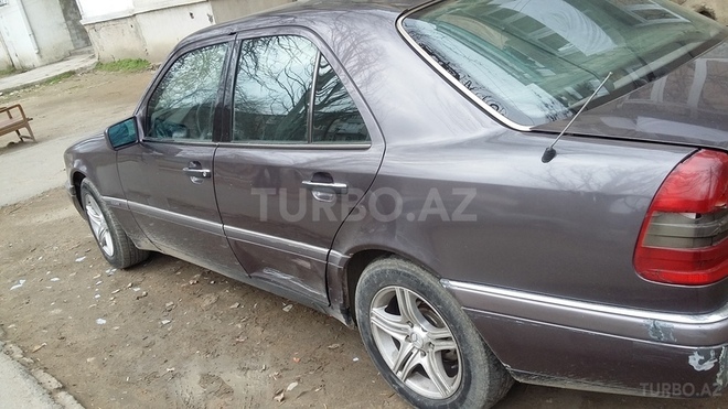 Mercedes C 180 1994, 457,000 km - 1.8 l - Sumqayıt