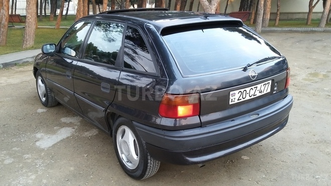 Opel Astra 1995, 265,000 km - 1.6 l - Bakı