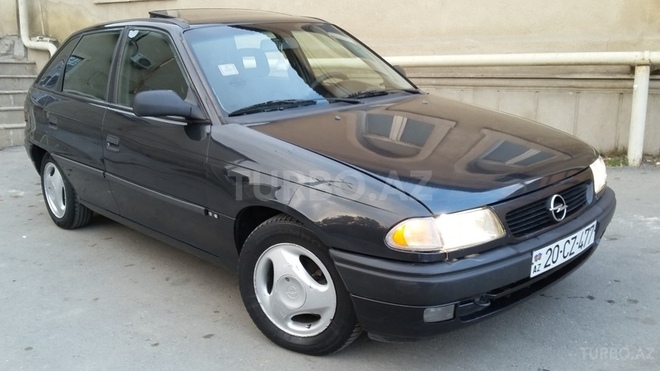 Opel Astra 1995, 265,000 km - 1.6 l - Bakı