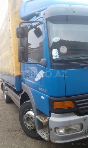 Mercedes Atego 1223 2001, 483,273 km - 6.3 л - Lənkəran