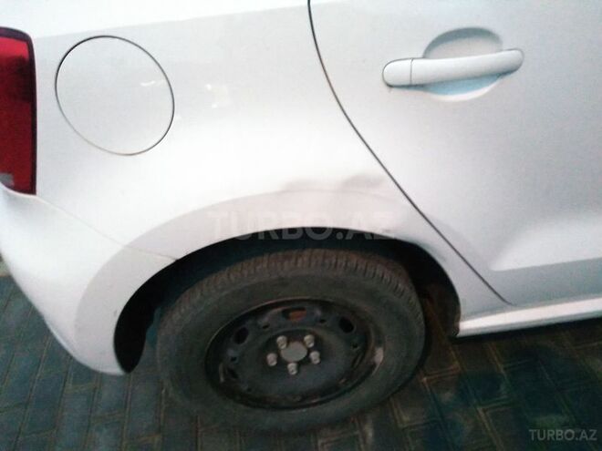 Volkswagen Polo 2010, 82,000 km - 1.6 l - Bakı