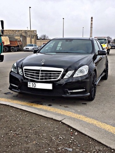 Mercedes E 350 2010, 85,000 km - 3.5 l - Bakı