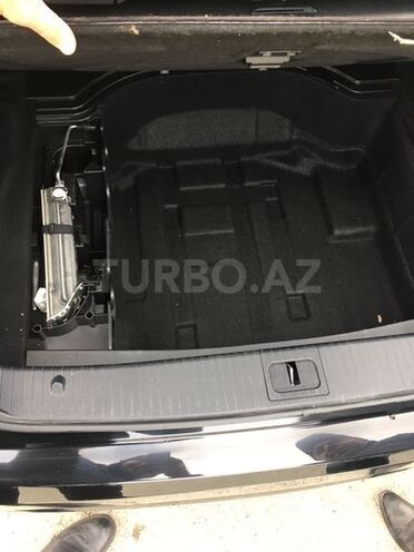 Mercedes E 350 2010, 85,000 km - 3.5 l - Bakı