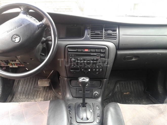 Opel Vectra 1996, 300,000 km - 2.0 л - Gəncə