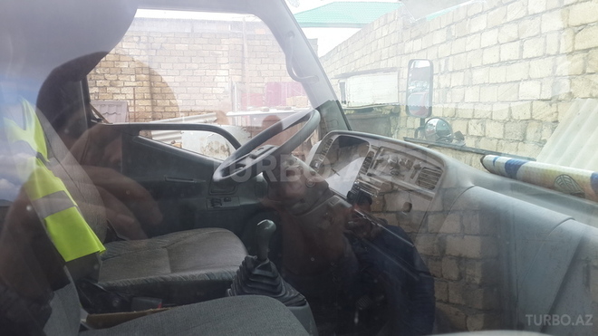 Mitsubishi Canter 1995, 250,000 km - 3.2 л - Bakı