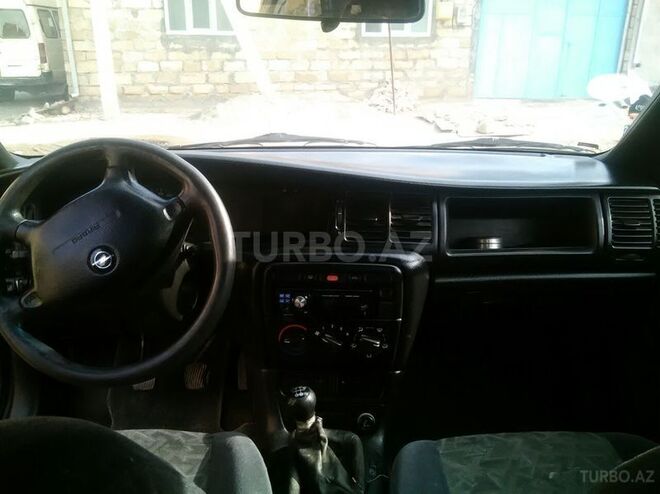 Opel Vectra 1995, 380,000 km - 1.6 л - Gəncə