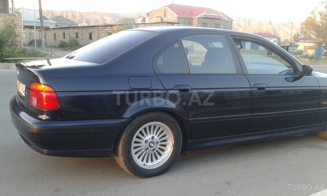 BMW 528 1997, 219,000 km - 2.8 l - Mingəçevir