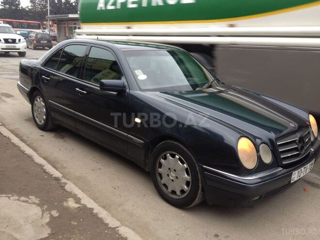 Mercedes E 240 1998, 254,167 km - 2.4 l - Bakı