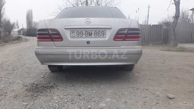 Mercedes E 320 1999, 552,691 km - 3.2 l - Bərdə