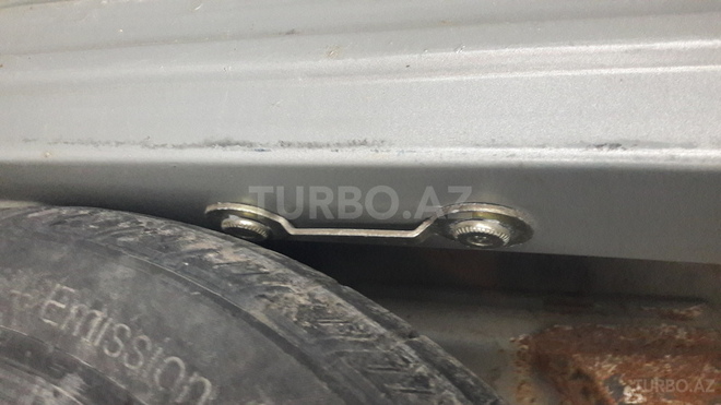 Mercedes E 320 1999, 552,691 km - 3.2 l - Bərdə