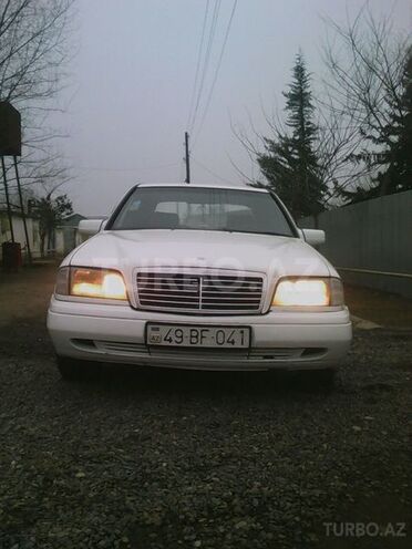 Mercedes A 200 1993, 443,437 km - 0.2 l - Saatlı