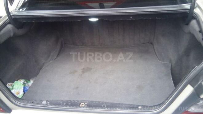 Mercedes E 200 1994, 270,000 km - 2.0 l - Balakən
