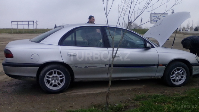 Opel Omega 1997, 250,648 km - 2.0 l - Bakı