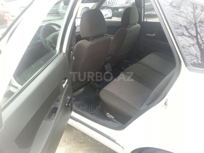 LADA (VAZ) Priora 2011, 98,000 km - 1.2 л - Bakı