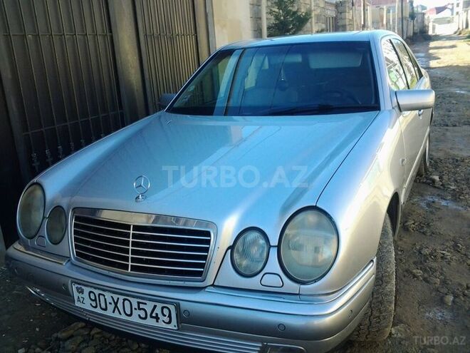 Mercedes E 240 1998, 275,000 km - 2.4 l - Bakı