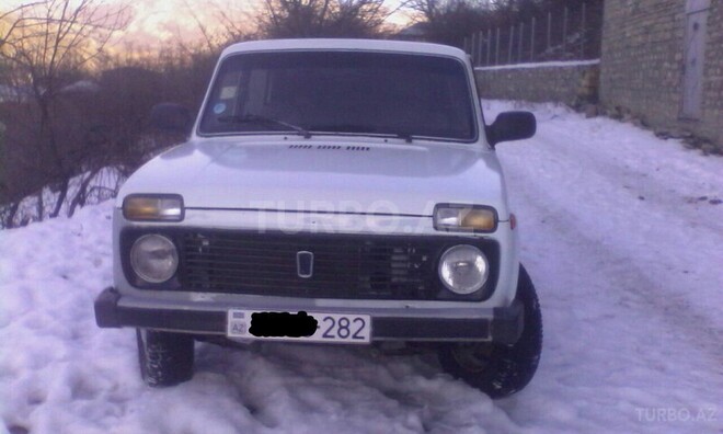 LADA (VAZ) Niva 1992, 260,000 km - 1.6 l - İsmayıllı