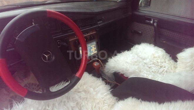 Mercedes 190 1990, 380,755 km - 1.8 l - Bakı