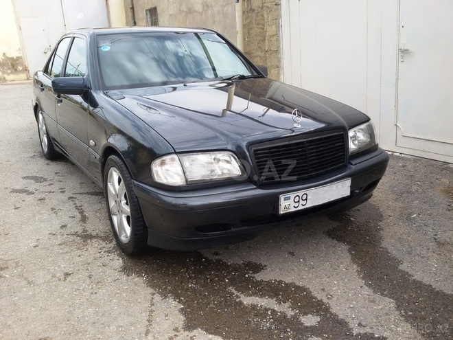 Mercedes C 180 1999, 211,000 km - 1.8 л - Bakı