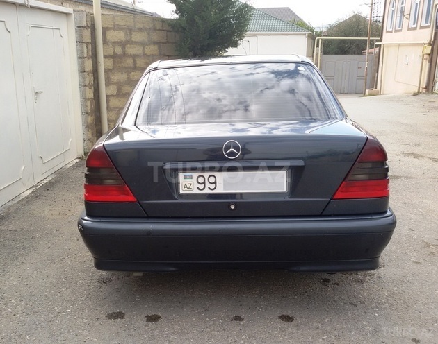 Mercedes C 180 1999, 211,000 km - 1.8 л - Bakı