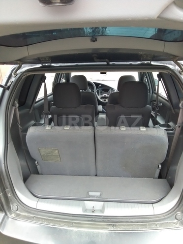 Kia Carens 2004, 174,000 km - 2.0 l - Bakı