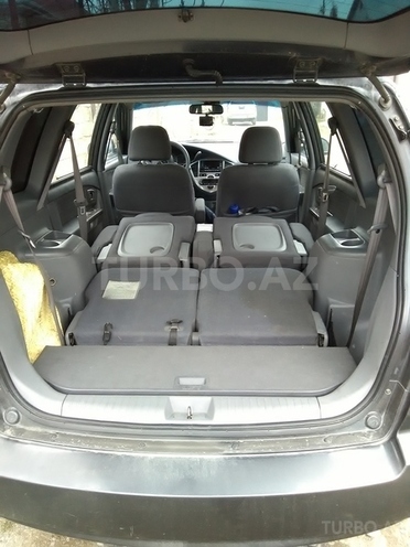 Kia Carens 2004, 174,000 km - 2.0 l - Bakı
