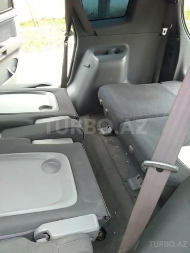 Kia Carens 2004, 174,000 km - 2.0 l - Bakı