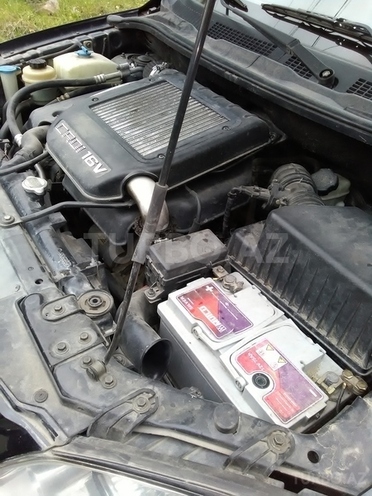 Kia Carens 2004, 174,000 km - 2.0 l - Bakı