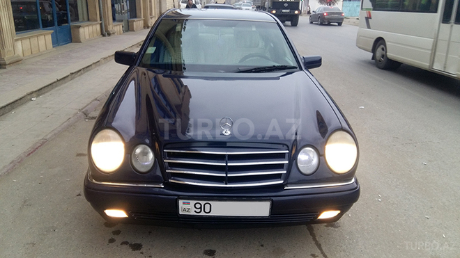 Mercedes E 200 1997, 320,000 km - 2.0 l - Sumqayıt