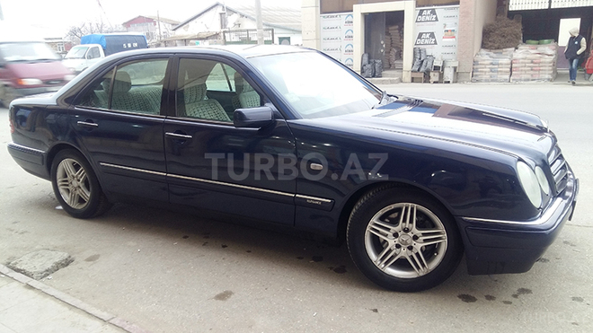 Mercedes E 200 1997, 320,000 km - 2.0 l - Sumqayıt