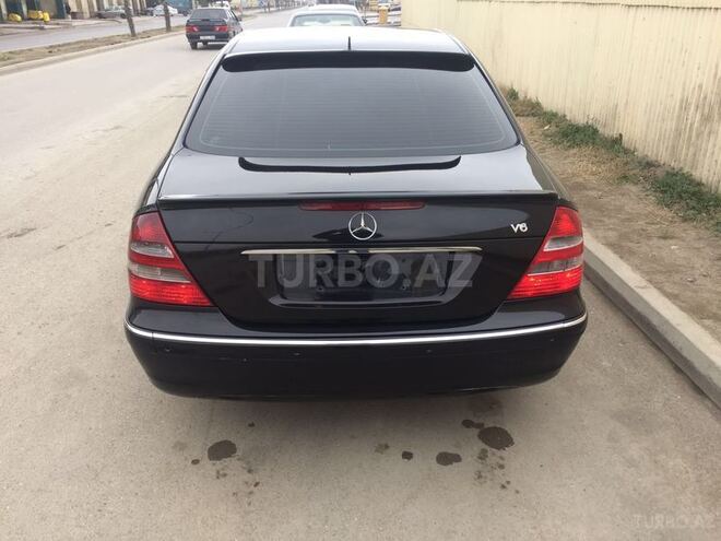 Mercedes E 240 2004, 240,000 km - 2.4 л - Sumqayıt