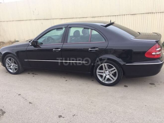Mercedes E 240 2004, 240,000 km - 2.4 л - Sumqayıt