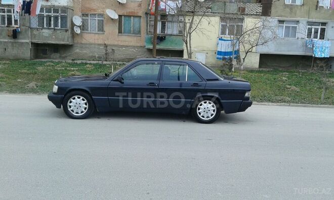 Mercedes 190 1991, 220,000 km - 2.0 l - Bakı