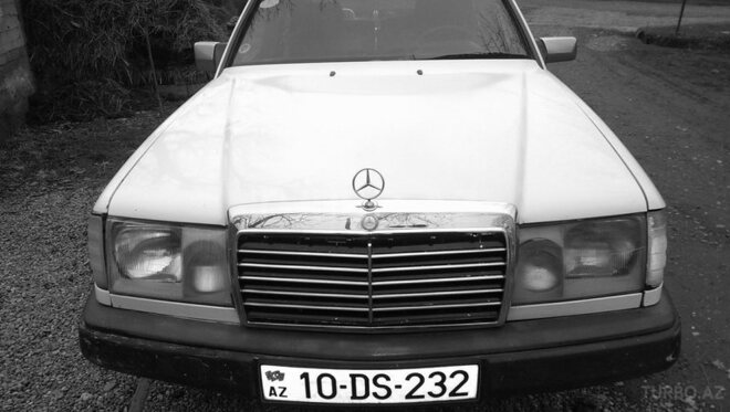 Mercedes E 230 1987, 244,583 km - 2.3 l - Xaçmaz