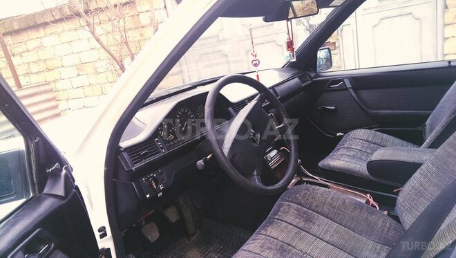 Mercedes E 230 1987, 244,583 km - 2.3 l - Xaçmaz