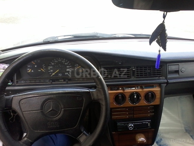 Mercedes 190 1992, 224,584 km - 2.0 l - Bakı