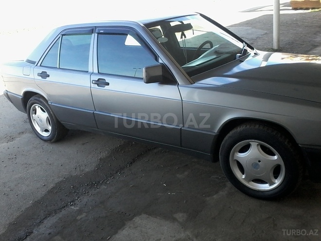 Mercedes 190 1992, 224,584 km - 2.0 l - Bakı