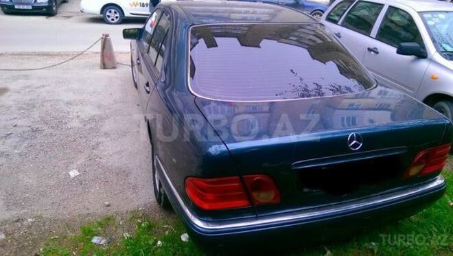Mercedes E 300 1998, 250,000 km - 3.0 l - Bakı