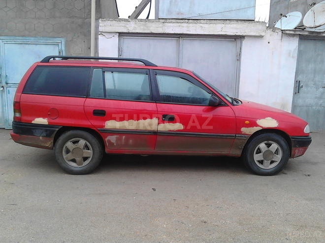 Opel Astra 1994, 2,000,000 km - 2.0 л - Bakı