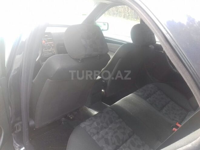 Mercedes C 180 1998, 210,000 km - 1.8 л - Bakı